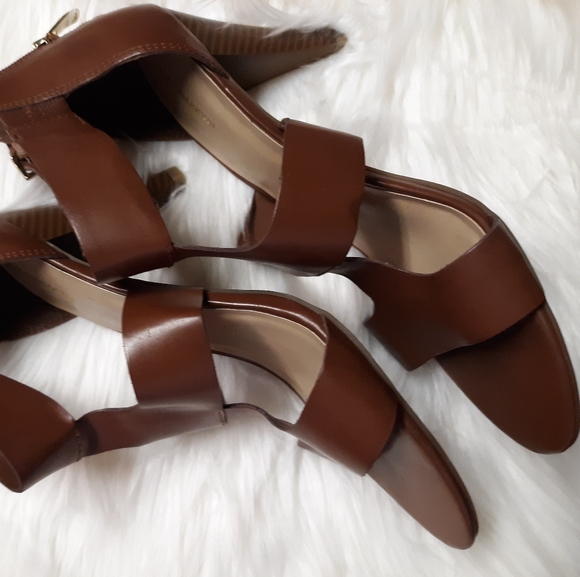 Liz Claiborne sandals - Picture 2 of 7